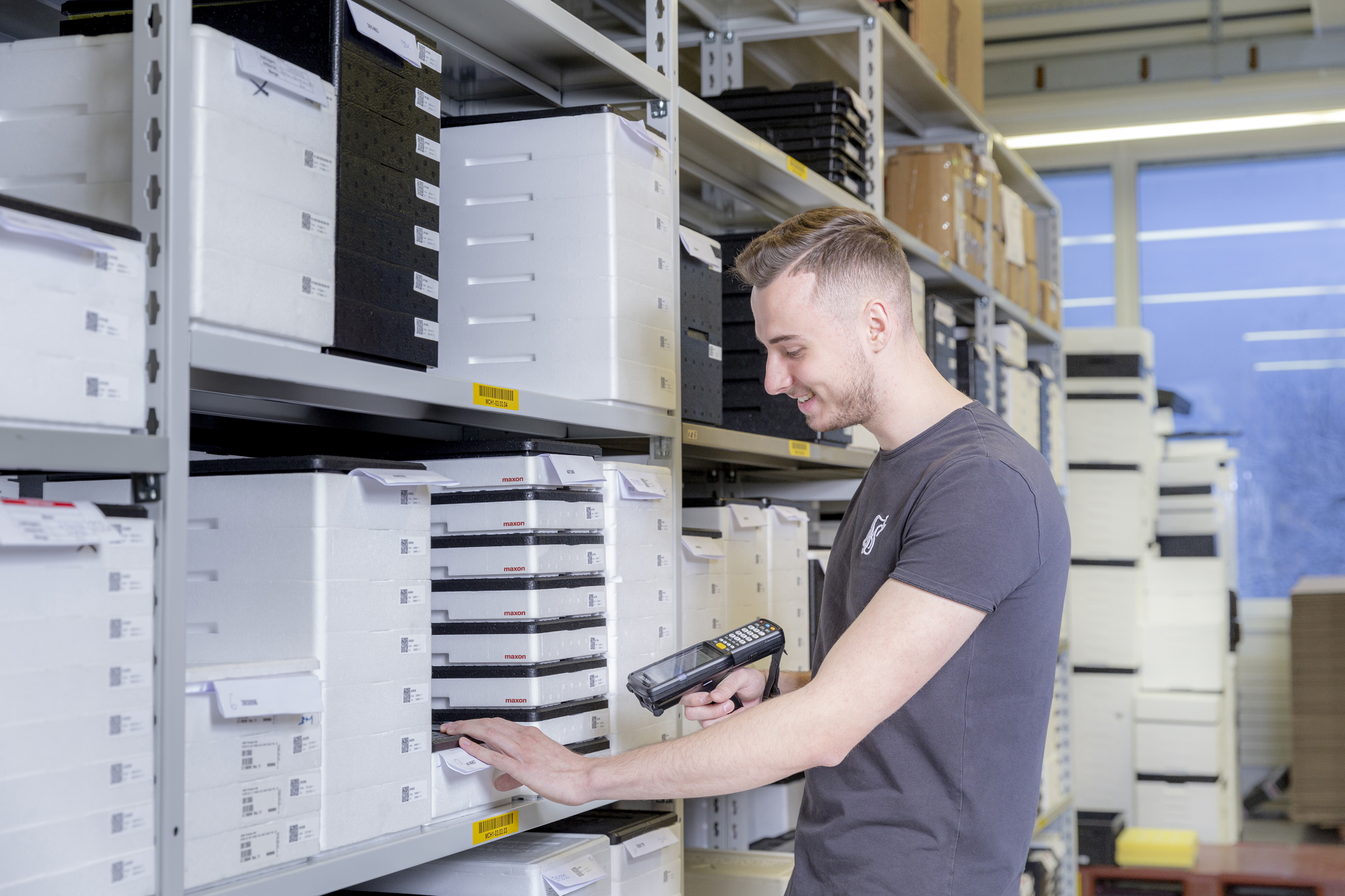 Real-time warehouse tracking solution by Novacura